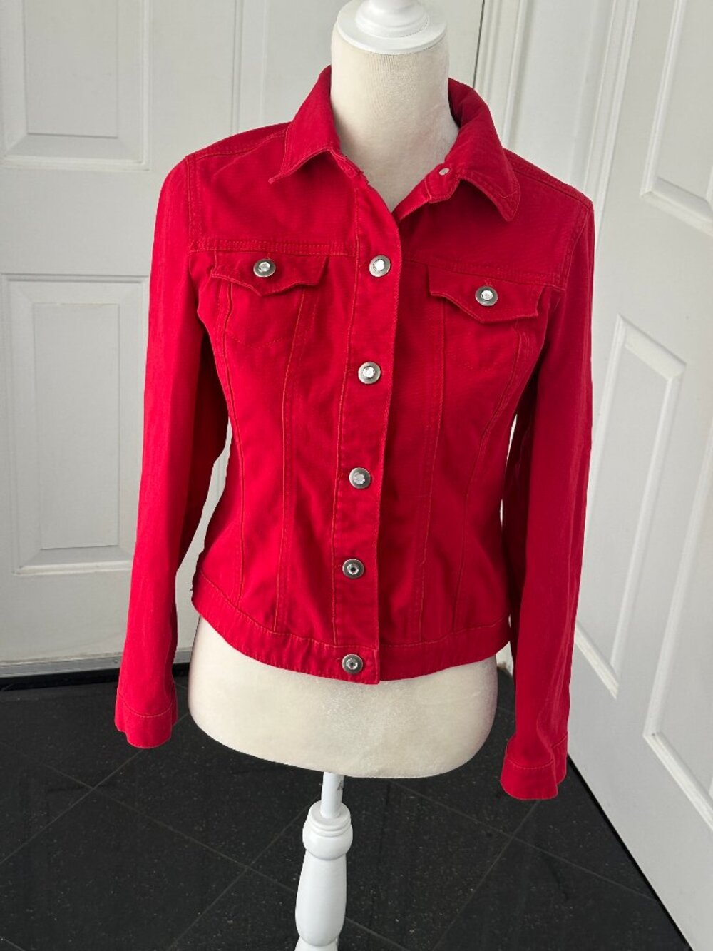 Baccini Red Stretch Denim Jacket S Rhinestone Buttons Fitted Trucker Sparkle